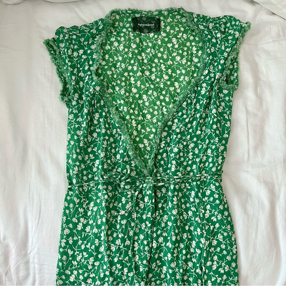 Reformation Floral Green Wrap Midi Dress with Cap Sleeves and Slit Sz Small